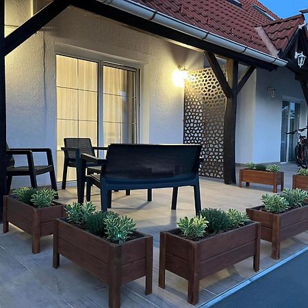 Lux Apartman Buek Buk Exterior foto