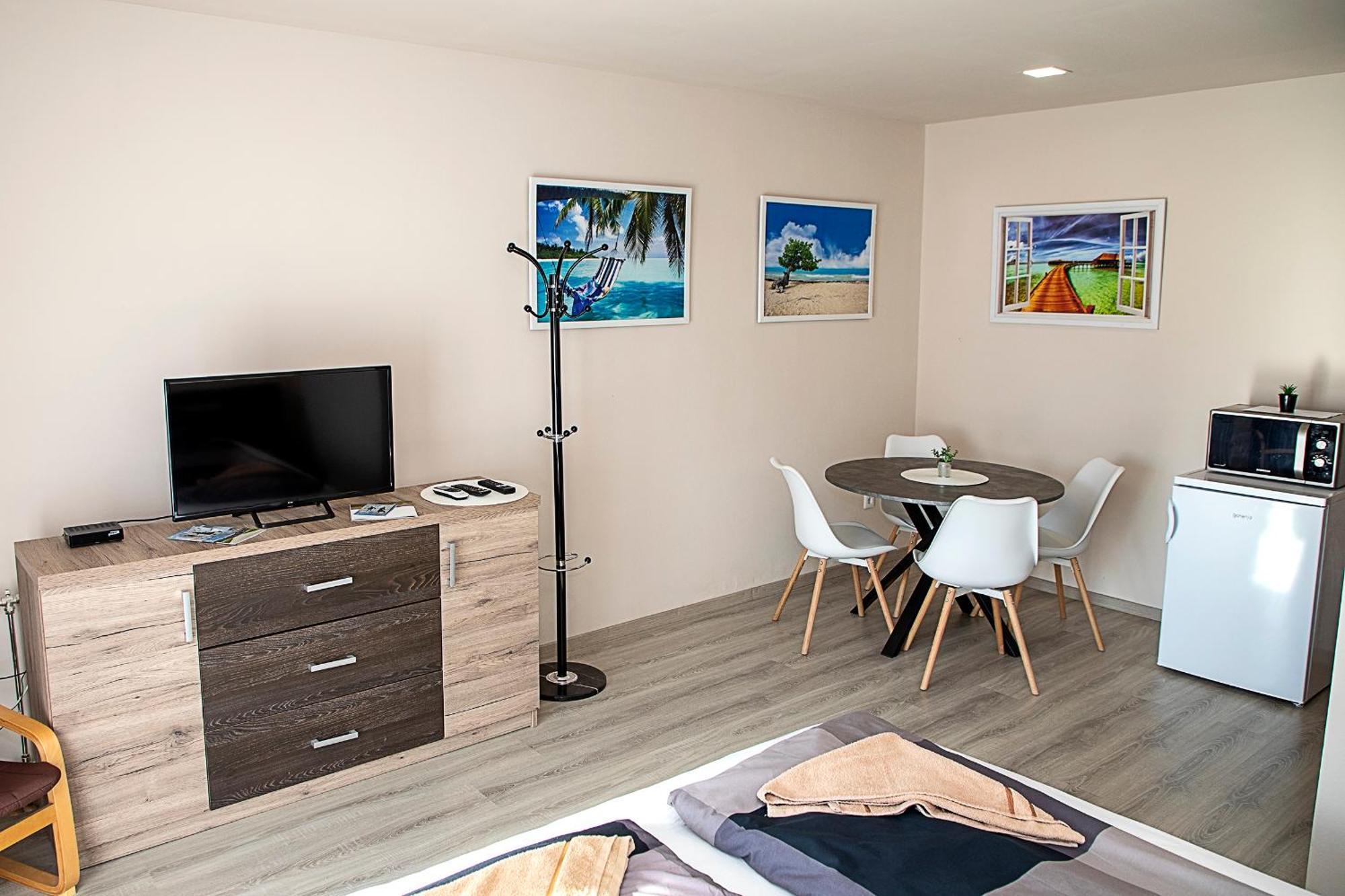 Lux Apartman Buek Buk Exterior foto